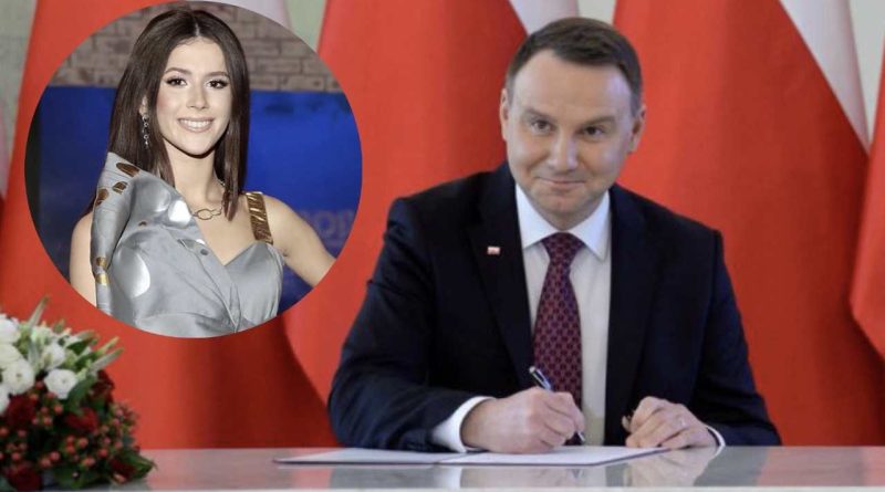 Andrzej Duda fanem Roxie Węgiel? O politykach w social mediach