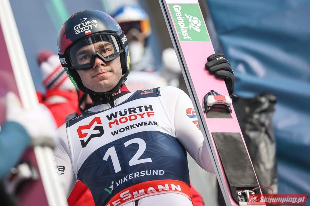 MŚ w lotach Vikersund: Mistrz olimpijski ze złotem w lotach narciarskich!