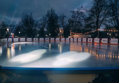 Po 15 latach na plac Litewski powróciło lodowisko! Czy to strzał w dziesiątkę?